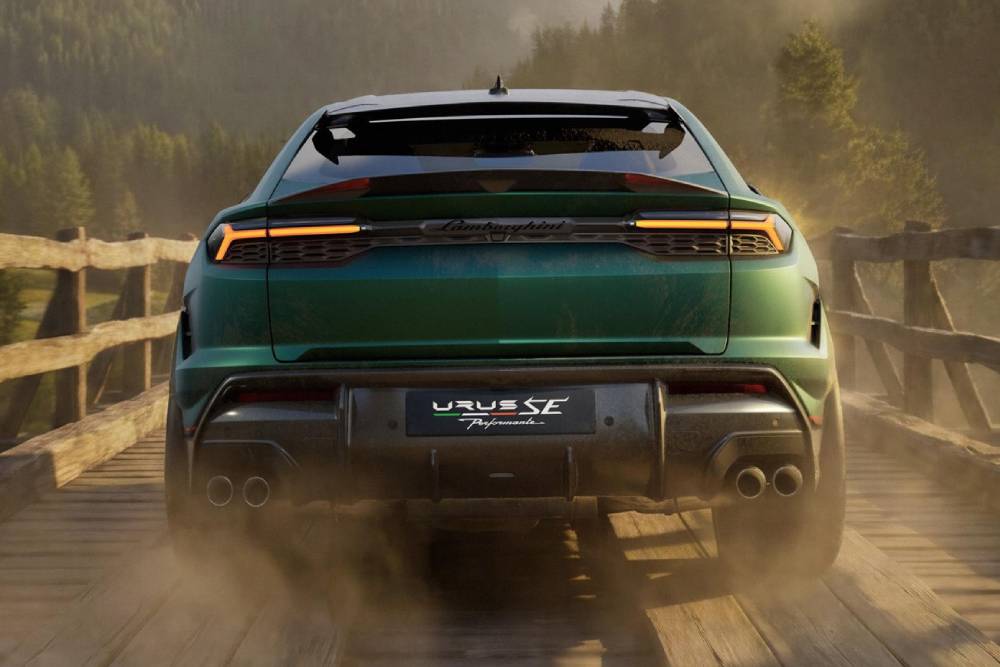 https://autogreeknews.gr/wp-content/uploads/2026/07/new-lamborghini-urus-performante-se-11.jpg