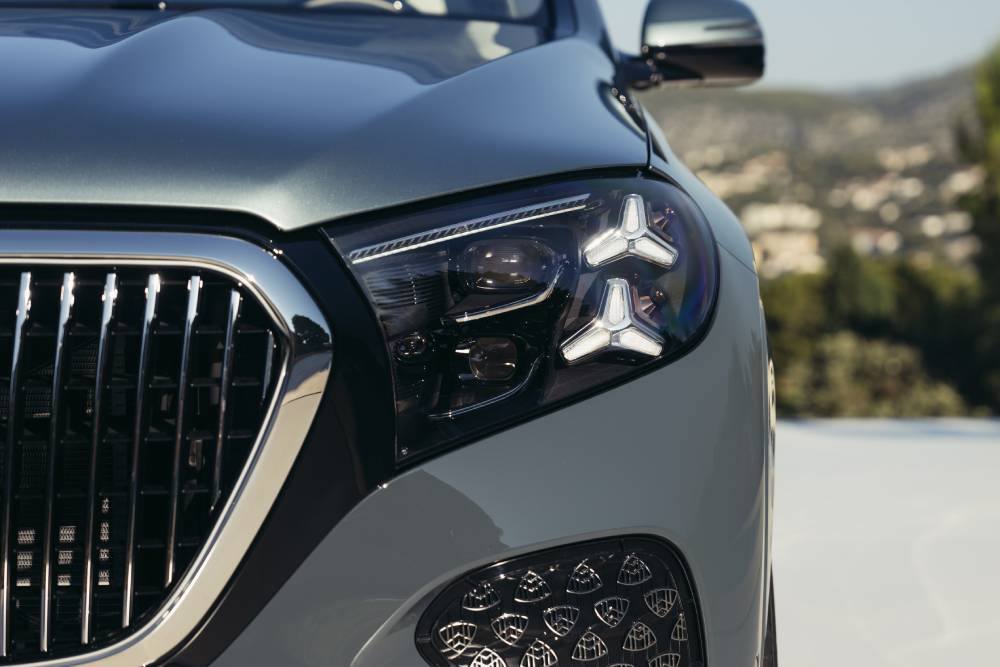 https://autogreeknews.gr/wp-content/uploads/2026/07/new-mercedes-maybach-gls-680-10.jpg