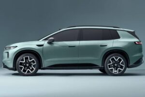new vw id. aura t6 03