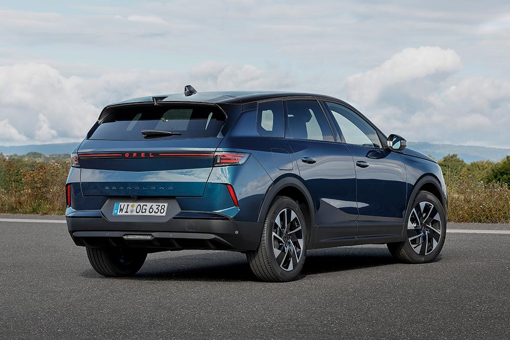 https://autogreeknews.gr/wp-content/uploads/2026/07/opel-grandland-hybrid-526410.jpg