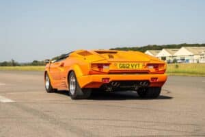 skoda-elroq-vrs-fights-countach-testarossa-and-944 (7)