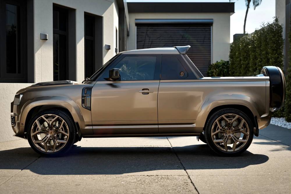 https://autogreeknews.gr/wp-content/uploads/2026/07/urban-automotive-defender-pickup.jpg