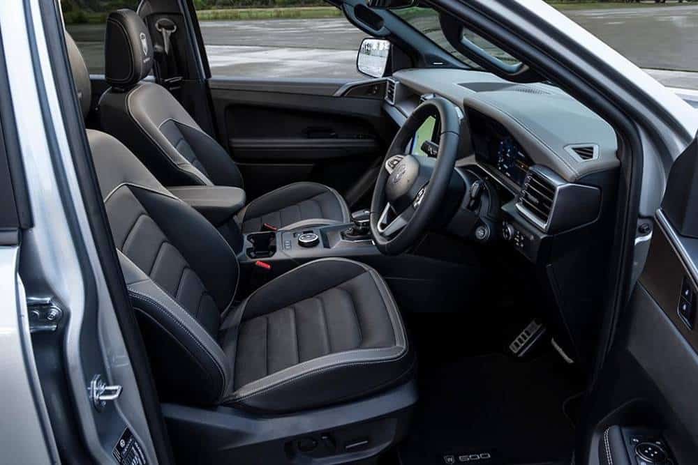 https://autogreeknews.gr/wp-content/uploads/2026/07/vw-amarok-w600-05.jpg