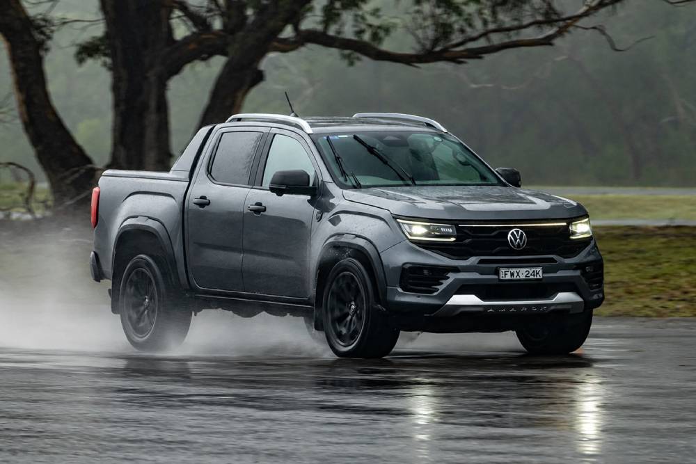Νέο VW Amarok W600 «κολλάει» στην άσφαλτο