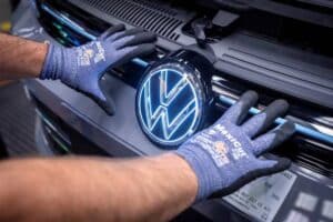 Η VW ετοιμάζει ξεσκαρτάρισμα για να αυξήσει τα κέρδη