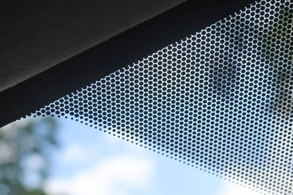 https://autogreeknews.gr/wp-content/uploads/2026/07/windshield-dots-03.jpg