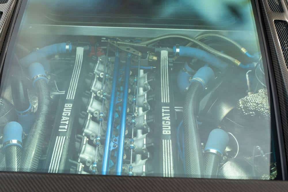 https://autogreeknews.gr/wp-content/uploads/2026/07/world-s-only-bugatti-eb110-ss-with-exposed-carbon-3.jpg