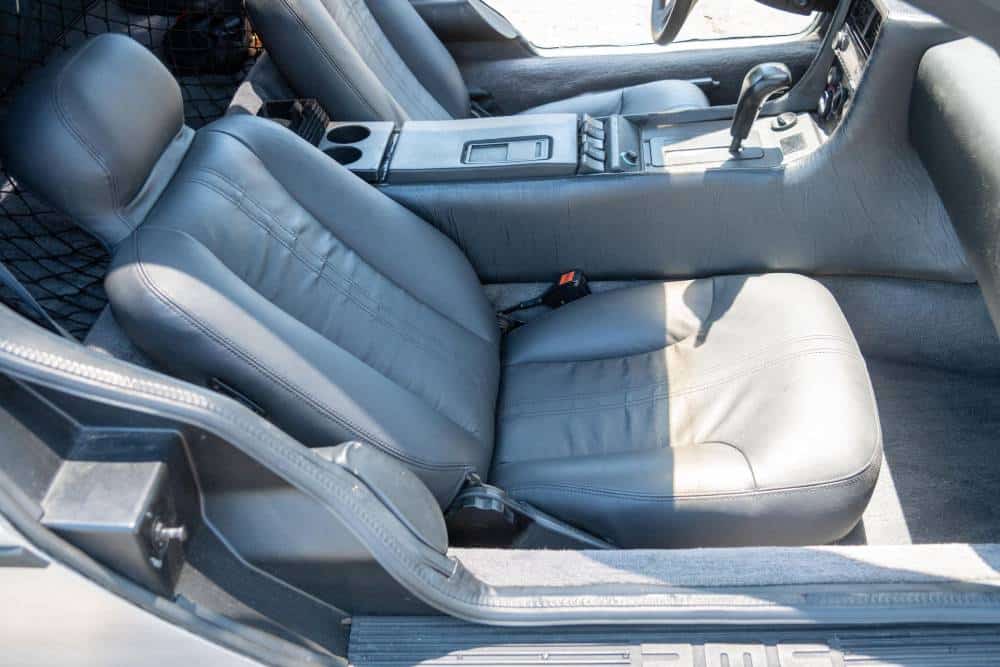 https://autogreeknews.gr/wp-content/uploads/2026/08/1982-delorean-dmc-12-for-sale-2.jpg