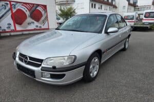 Αρχοντικό Opel Omega V6 με μόλις 96.000 χλμ.