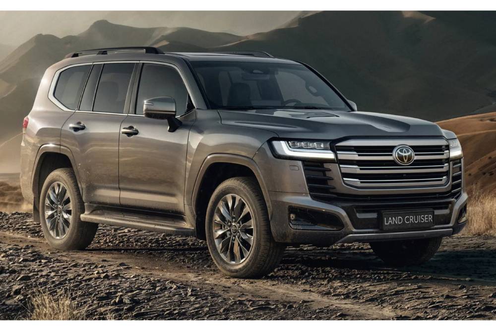 https://autogreeknews.gr/wp-content/uploads/2026/08/2026-Toyota-Land-Cruiser-300-Hybrid-1-copy-2048x11-1.jpg