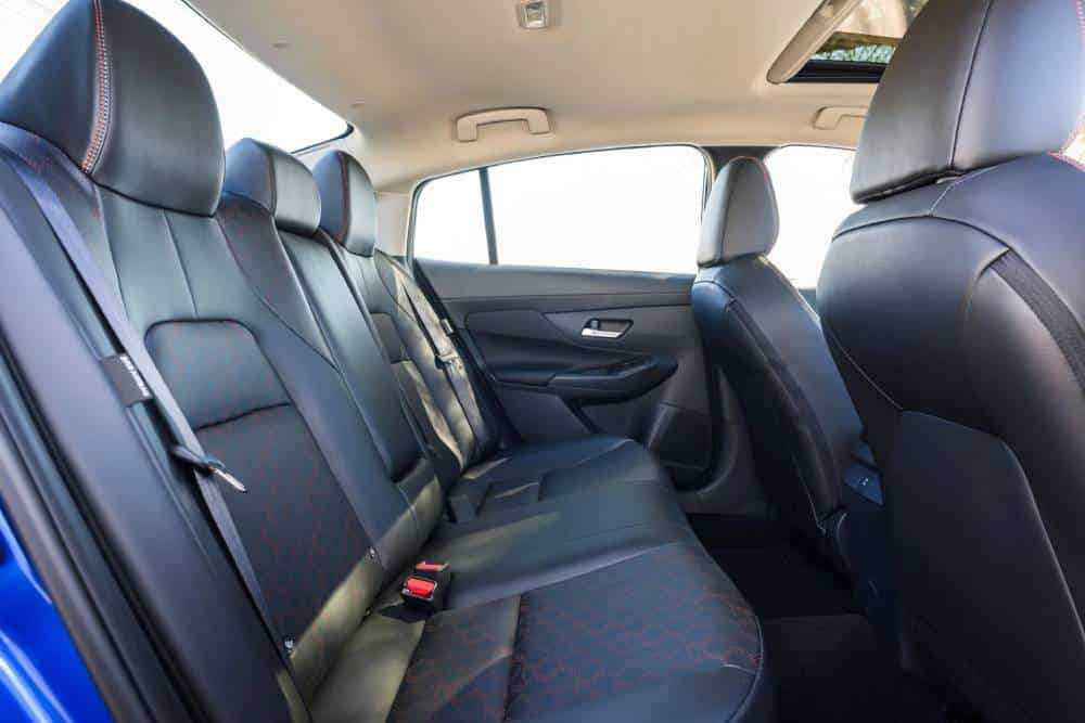 https://autogreeknews.gr/wp-content/uploads/2026/08/2027-Nissan-Sentra-818-17-2048x1366-1.jpg
