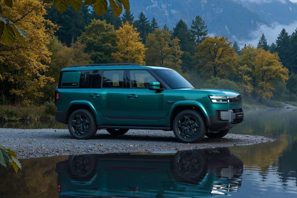 https://autogreeknews.gr/wp-content/uploads/2026/08/BYD-TI7-static2-1.jpg