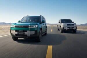 BYD-Ti7-two-car-tracking (1)