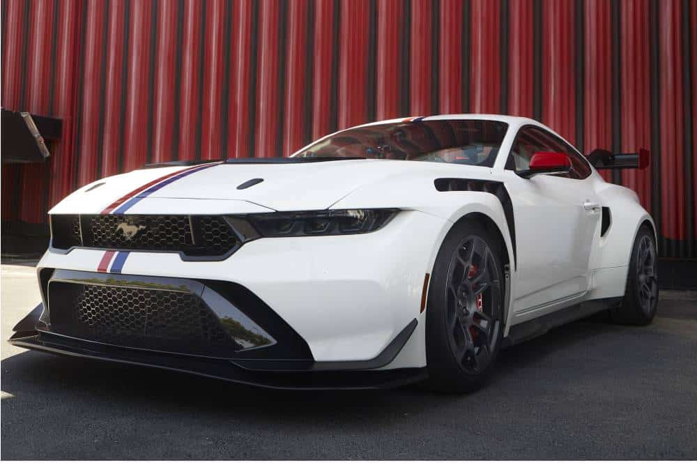 https://autogreeknews.gr/wp-content/uploads/2026/08/Carlos_Sainz_Snr_Mustang_GTD_04_264-1.jpg