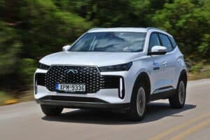 Στη χαμηλότερη τιμή το Chery Tiggo 4 Hybrid