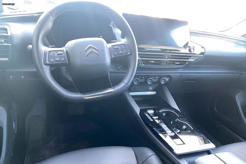 https://autogreeknews.gr/wp-content/uploads/2026/08/Citroen-C5-X-2024-used-7.jpg