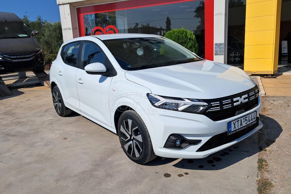 Πάμφθηνο καινούργιο Dacia Sandero