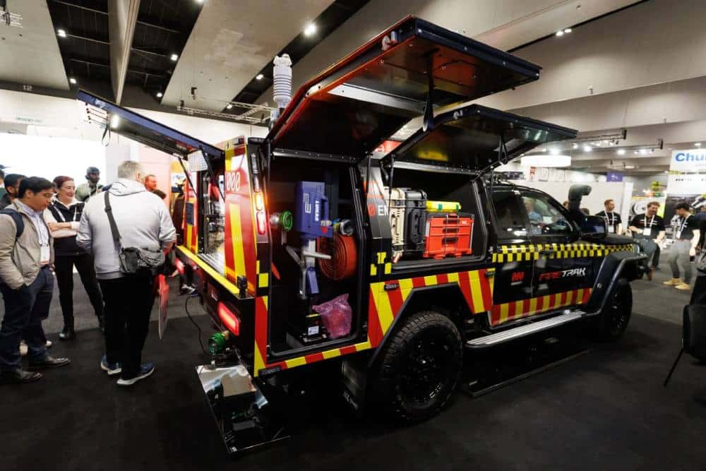 https://autogreeknews.gr/wp-content/uploads/2026/08/Ford-Ranger-Super-Duty-Fire-Response-Unit-11-2048x.jpg