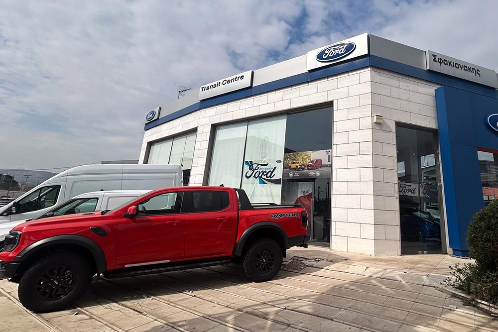 https://autogreeknews.gr/wp-content/uploads/2026/08/Ford-Sfakianakis-1.jpg