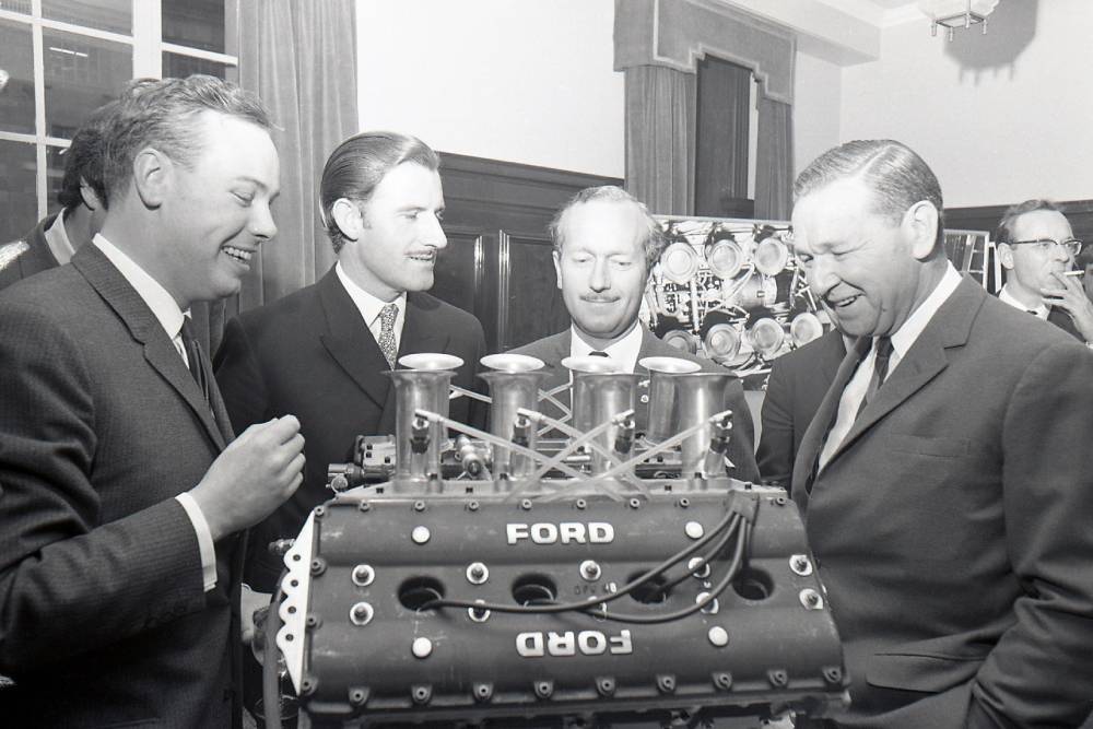 https://autogreeknews.gr/wp-content/uploads/2026/08/Ford_DFV_Engine_Press_Event-1.jpg