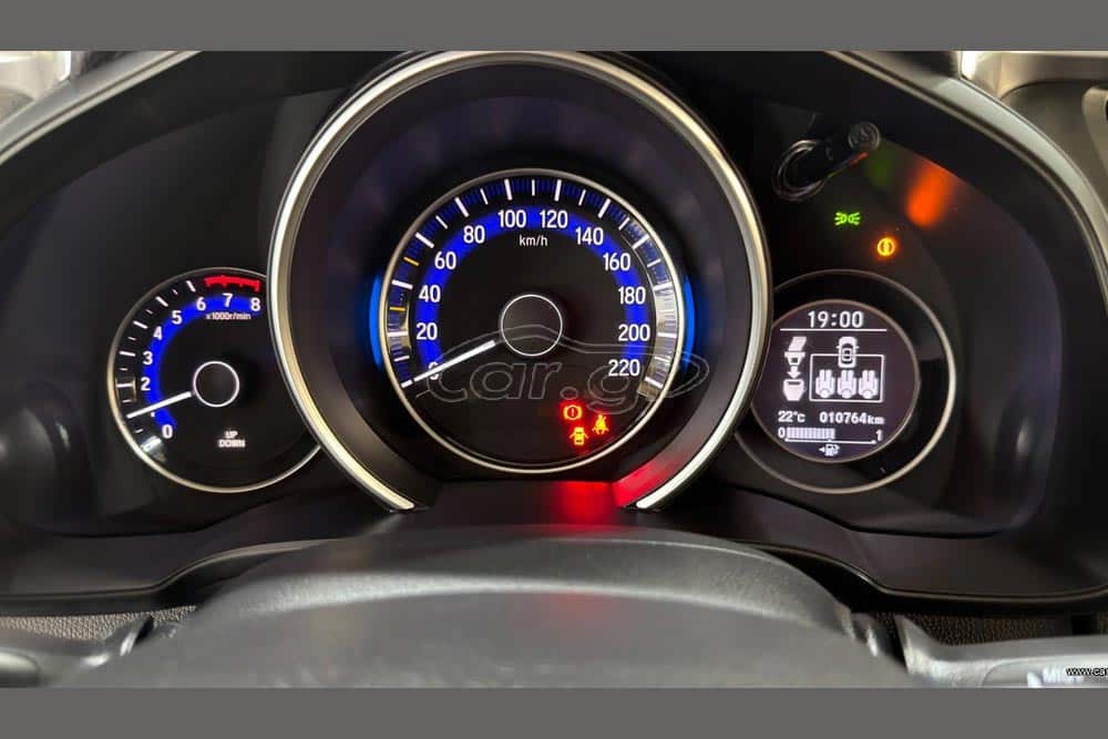 Honda Jazz 10ετίας με 10.700 χλμ. σε χαμηλή τιμή