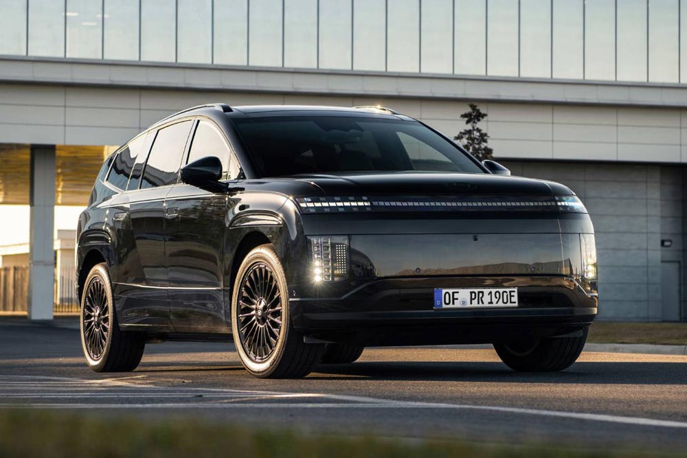 Ήρθε στην Ευρώπη το κυριαρχικό Hyundai Ioniq 9 Black Ink