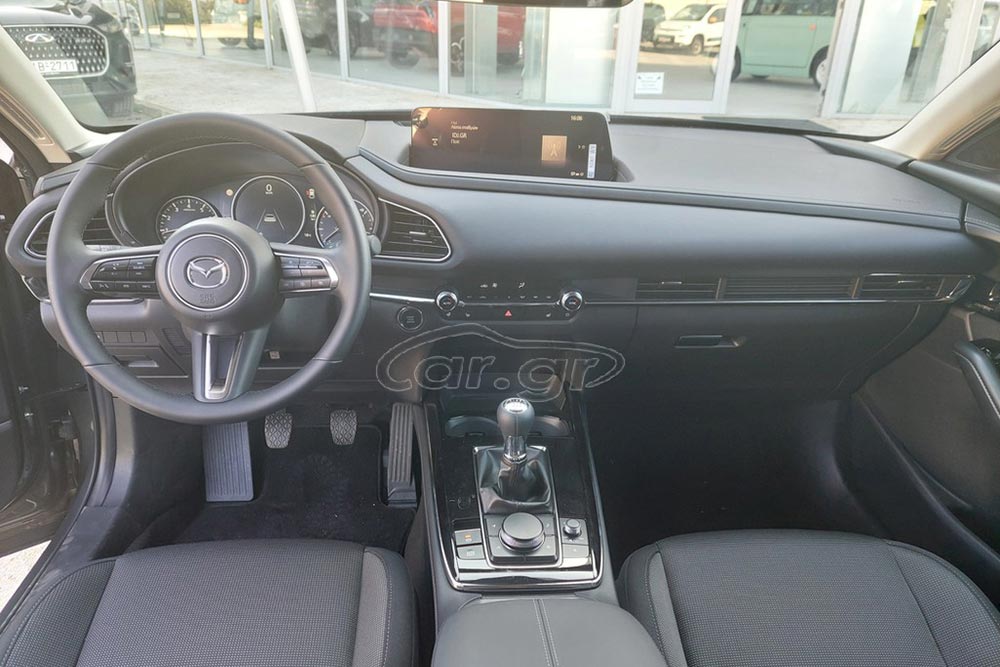 https://autogreeknews.gr/wp-content/uploads/2026/08/Mazda-CX-30-2025-used-5.jpg