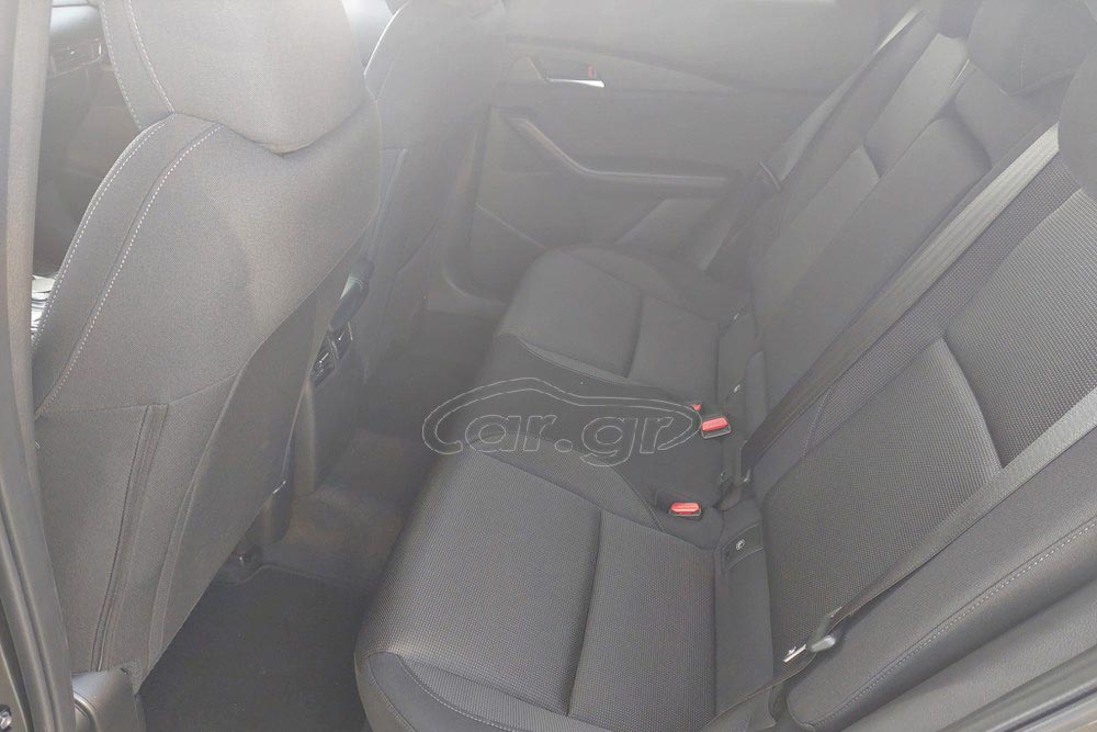 https://autogreeknews.gr/wp-content/uploads/2026/08/Mazda-CX-30-2025-used-6.jpg
