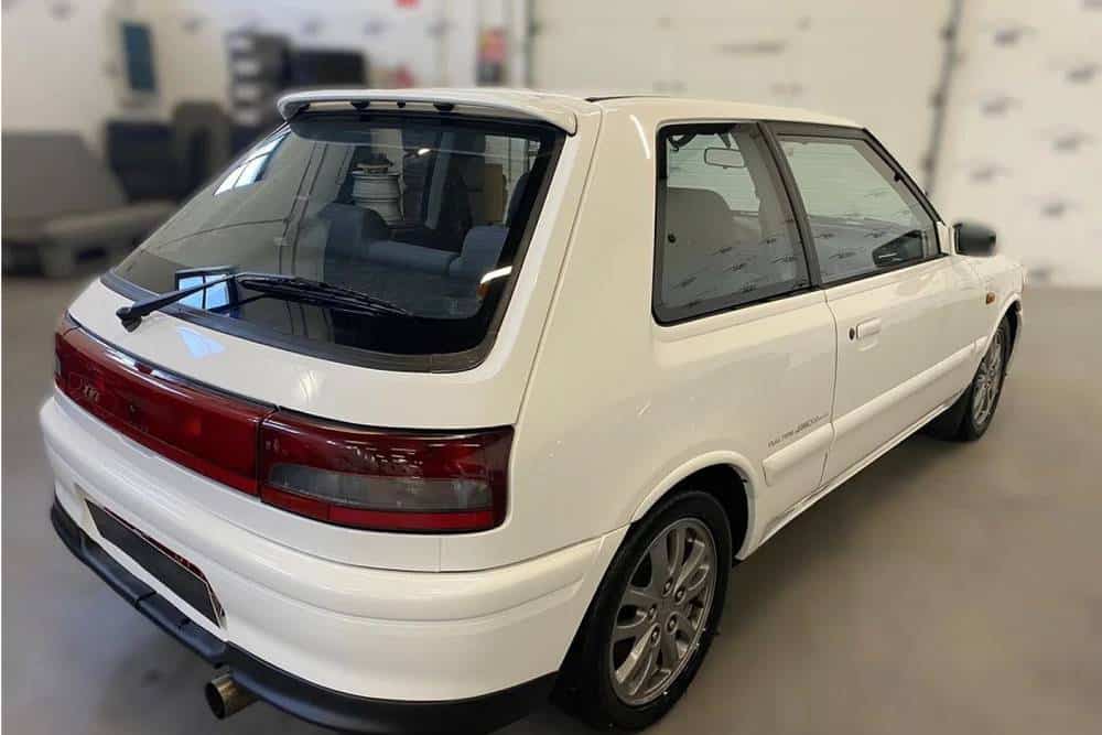 https://autogreeknews.gr/wp-content/uploads/2026/08/Mazda_323_GT-R_1992_for_sale-9.jpg