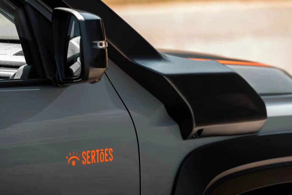 https://autogreeknews.gr/wp-content/uploads/2026/08/Mitsubishi-Triton-Savana-Sertoes-Brazil-12-2048x13-1.jpg