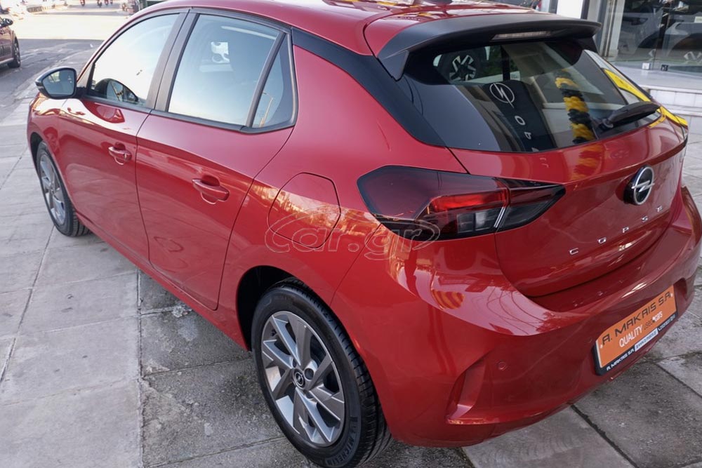 https://autogreeknews.gr/wp-content/uploads/2026/08/Opel-Corsa-2025-used-5.jpg