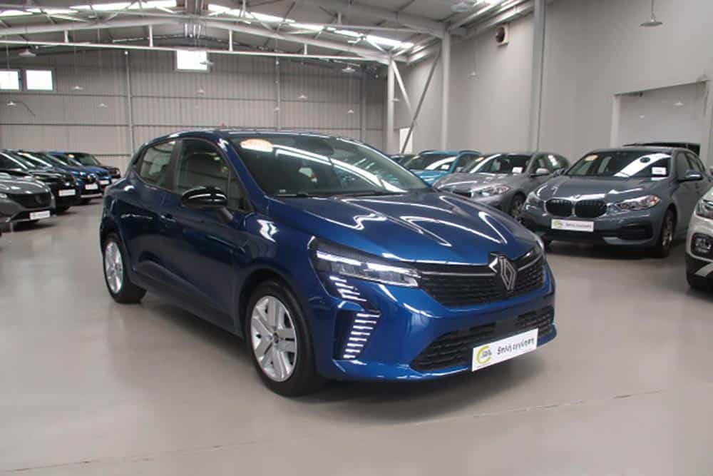 https://autogreeknews.gr/wp-content/uploads/2026/08/Renault-Clio-E-Tech-2025-used-2.jpg