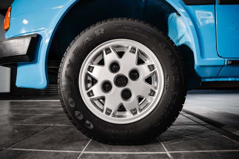 https://autogreeknews.gr/wp-content/uploads/2026/08/Skoda_130_L_1987_for_sale-10.jpg