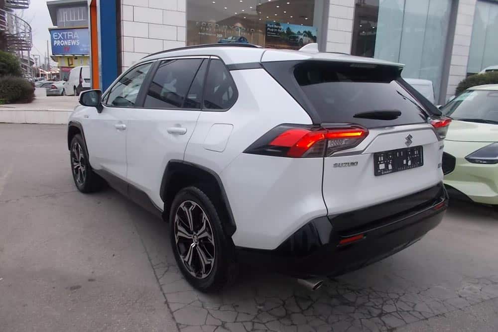 https://autogreeknews.gr/wp-content/uploads/2026/08/Suzuki-Across-used-4.jpg