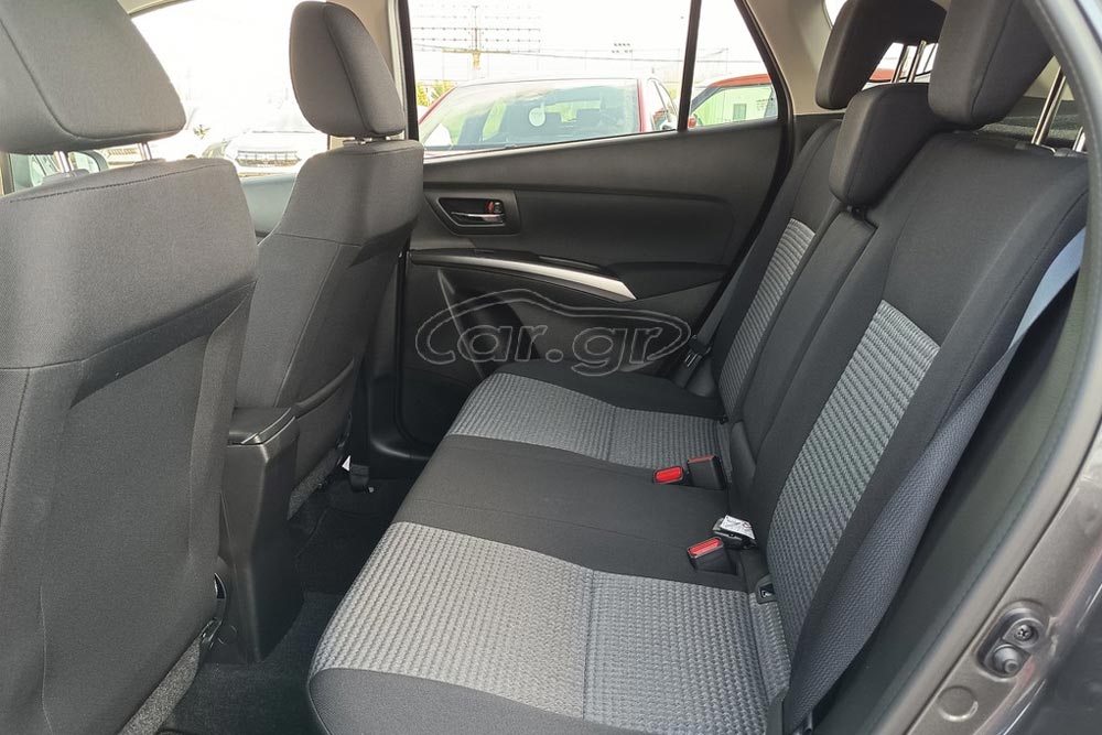 https://autogreeknews.gr/wp-content/uploads/2026/08/Suzuki-S-Cross-2026-used-5.jpg