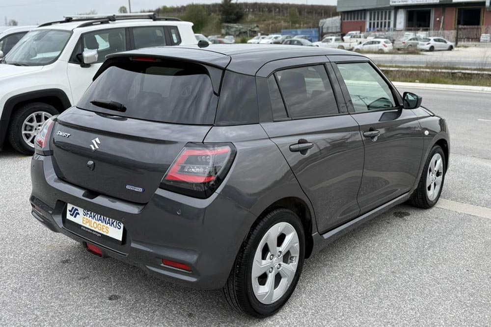 https://autogreeknews.gr/wp-content/uploads/2026/08/Suzuki-Swift-1.2-Hybrid-CVT-2025-used-6.jpg