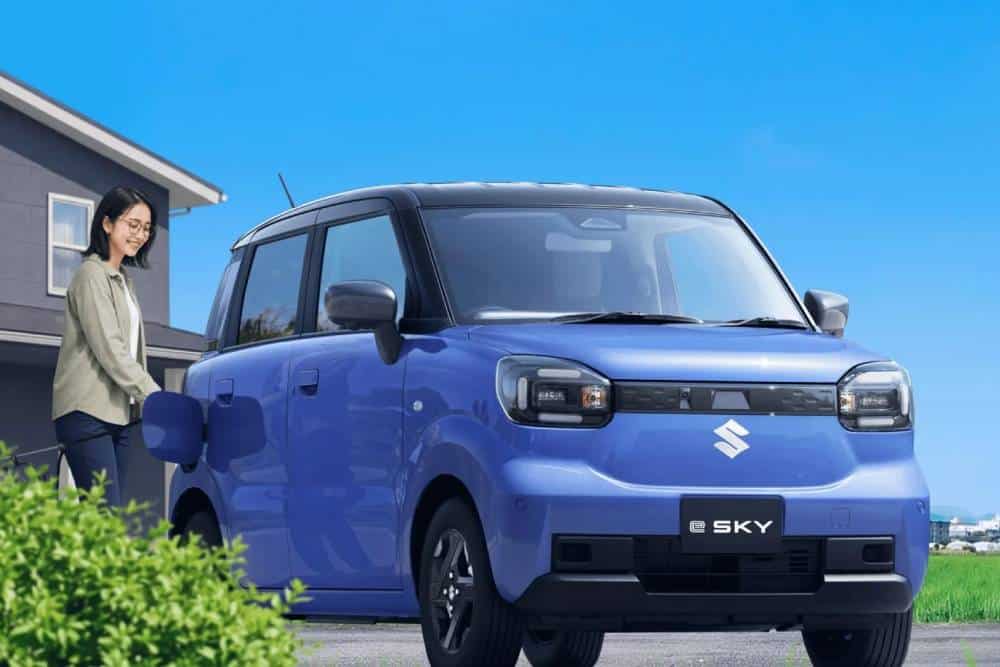 https://autogreeknews.gr/wp-content/uploads/2026/08/Suzuki-e-SKY-2-copy-2048x1152-1.jpg
