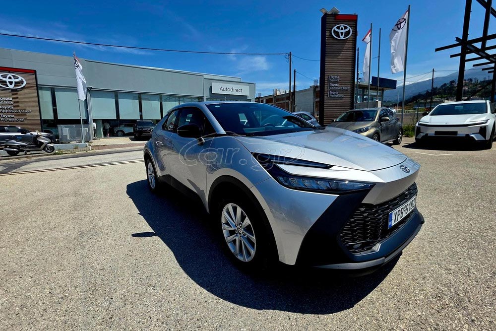 https://autogreeknews.gr/wp-content/uploads/2026/08/Toyota-C-HR-PHEV-2026-used-2.jpg
