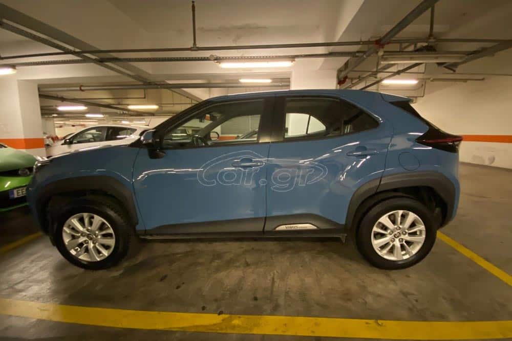 https://autogreeknews.gr/wp-content/uploads/2026/08/Toyota-Yaris-Cross-2022-used-1.jpg