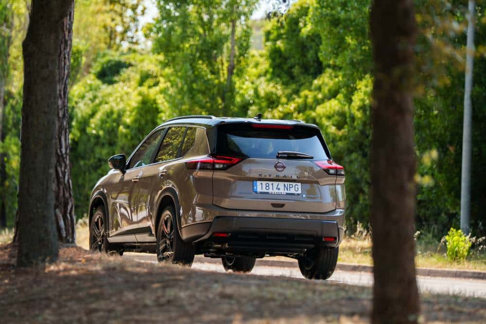 https://autogreeknews.gr/wp-content/uploads/2026/08/W26167-NISSAN-ELECTRIFIED-ADVENTURE_CARSHOTS_024-1.jpg