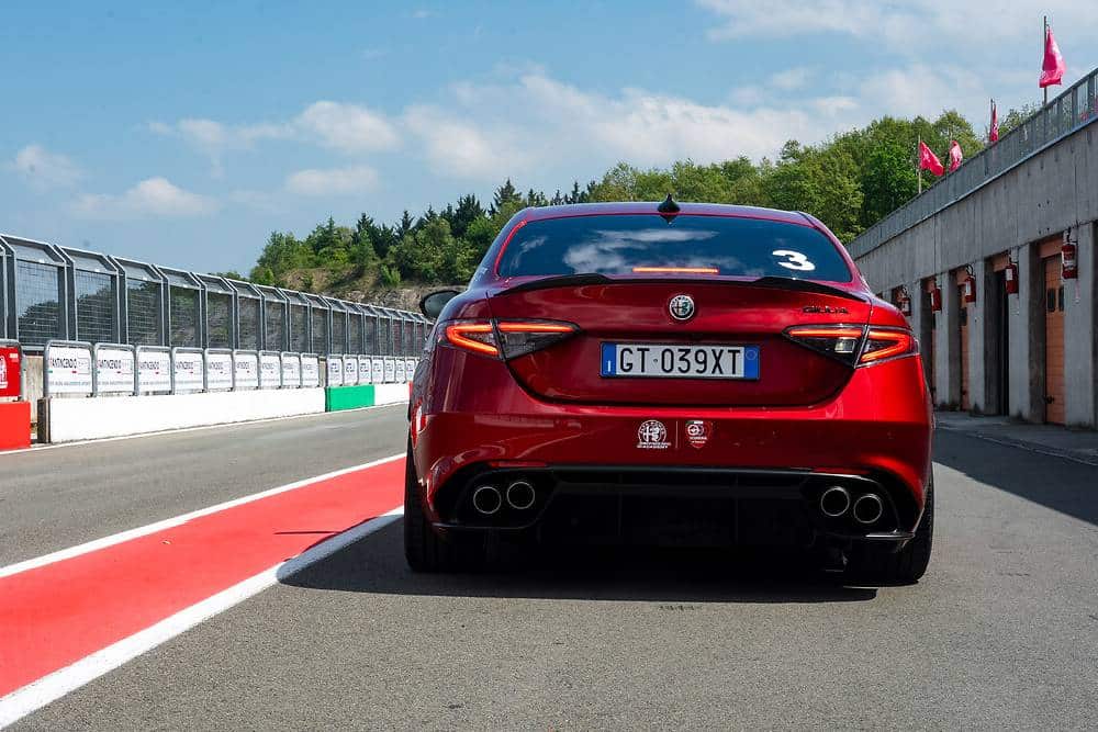https://autogreeknews.gr/wp-content/uploads/2026/08/alfa-romeo-driving-academy-9.jpg