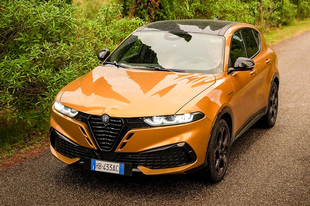 https://autogreeknews.gr/wp-content/uploads/2026/08/alfa-romeo-tonale-2026-4.jpg