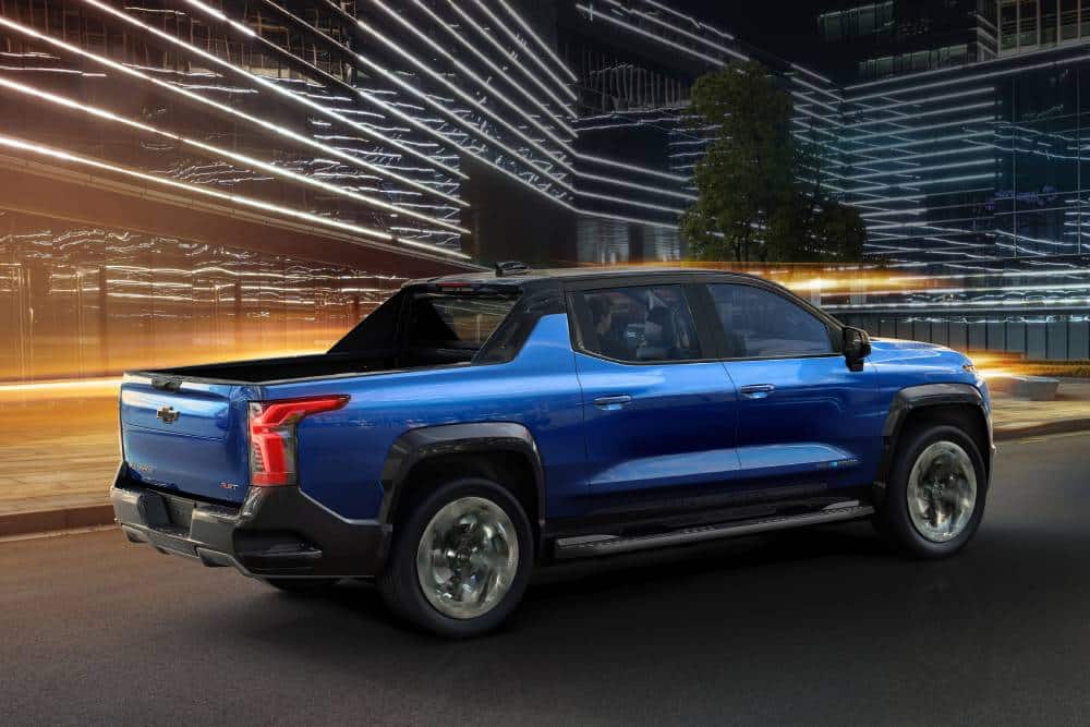 https://autogreeknews.gr/wp-content/uploads/2026/08/chevrolet_silverado_ev_rst_28.jpg
