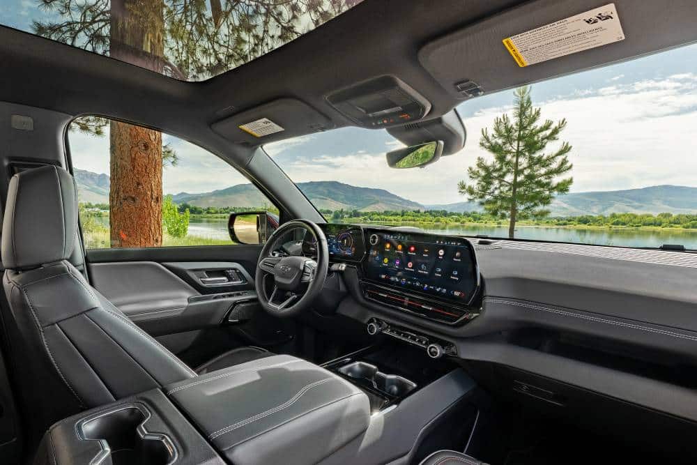 https://autogreeknews.gr/wp-content/uploads/2026/08/chevrolet_silverado_ev_trail_boss_crew_cab58.jpg