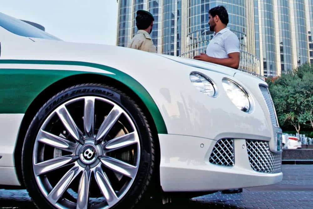 https://autogreeknews.gr/wp-content/uploads/2026/08/dubai-police-cars-08.jpg