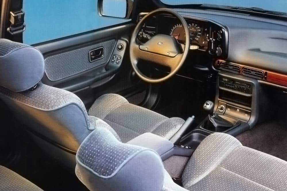 https://autogreeknews.gr/wp-content/uploads/2026/08/ford_scorpio_sedan_6.jpg