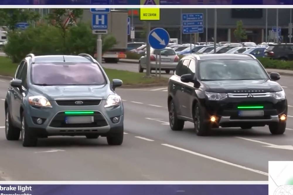 https://autogreeknews.gr/wp-content/uploads/2026/08/front-brake-lights-06.jpg