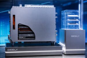 Η Geely φέρνει μπαταρία που αντέχει 1 εκατ. χλμ.!