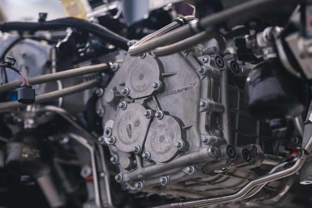 https://autogreeknews.gr/wp-content/uploads/2026/08/mclaren_p1_vengineering_6.jpg