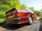 Γιατί τα πίσω φώτα των παλιών Mercedes ήταν «ριγωτά»